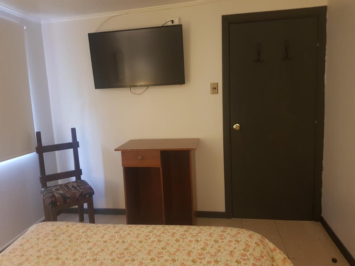 Hostal Centro Montt Temuco Buitenkant foto